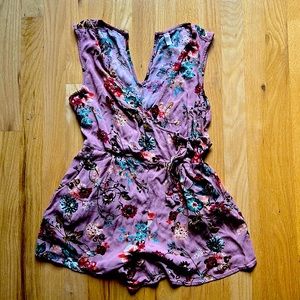 Mauve flower romper